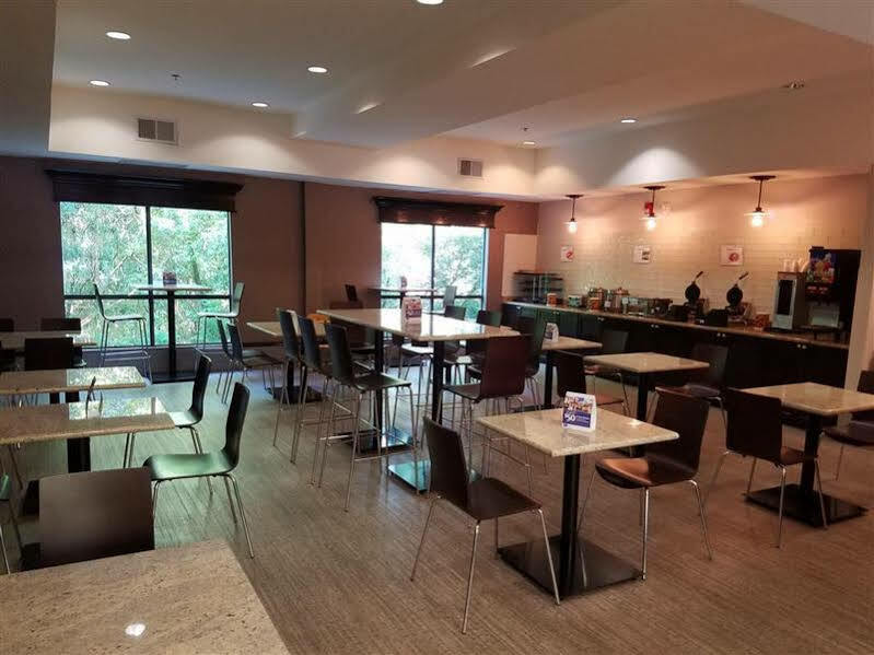 木兰贝斯特韦斯特酒店 莱德森 外观 照片